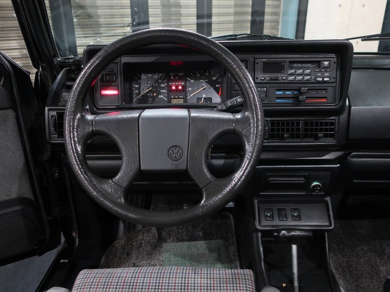 詳細情報｜在庫情報｜輸入中古車専門店 フェリーク インターナショナル